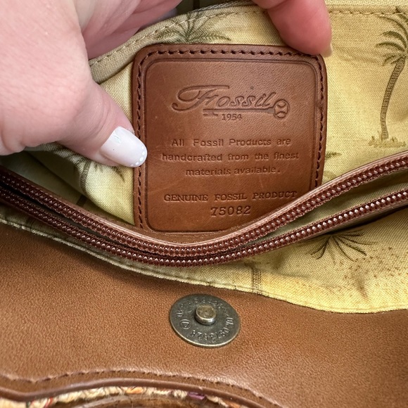 Fossil Woven Wooden Handle Hand Bag - Picture 6 of 7